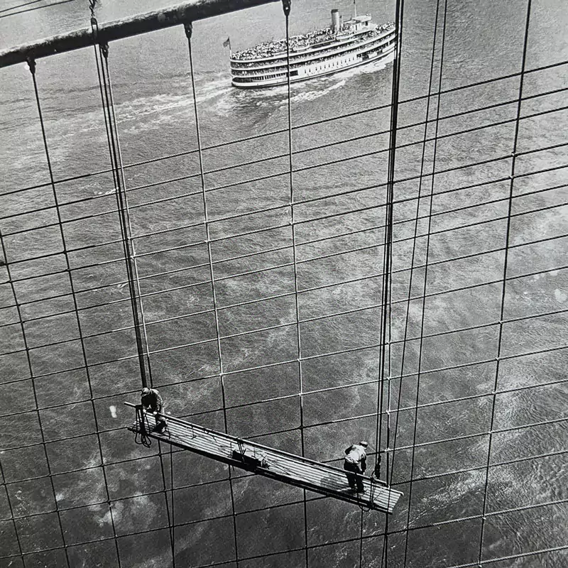 Brooklyn Bridge in 1946