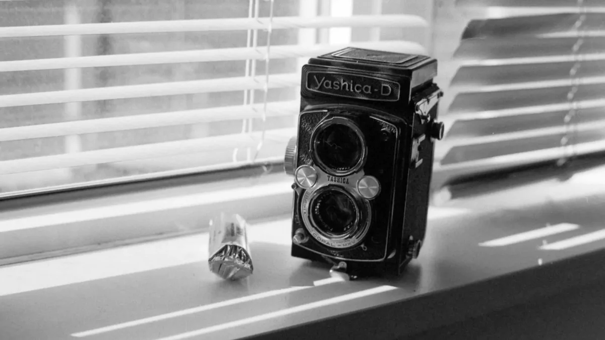 yashica-d camera
